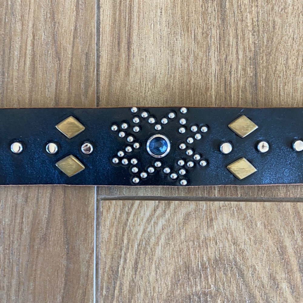Black leather & studs ladies Brand new belt. - Picture 5 of 6